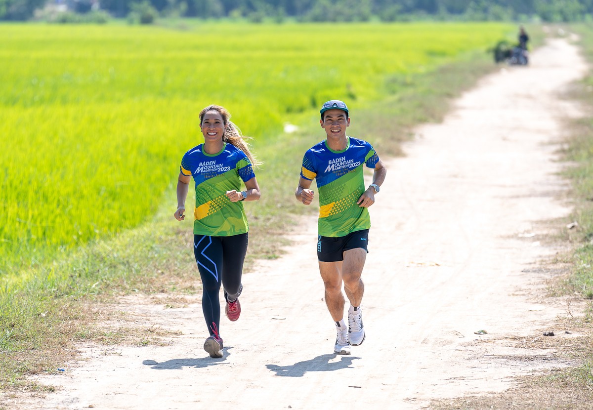 Các VĐV hào hứng với hành trình khám phá Tây Ninh thông qua BaDen Mountain Marathon 2023. Các VĐV hào hứng với hành trình khám phá Tây Ninh thông qua BaDen Mountain Marathon 2023.