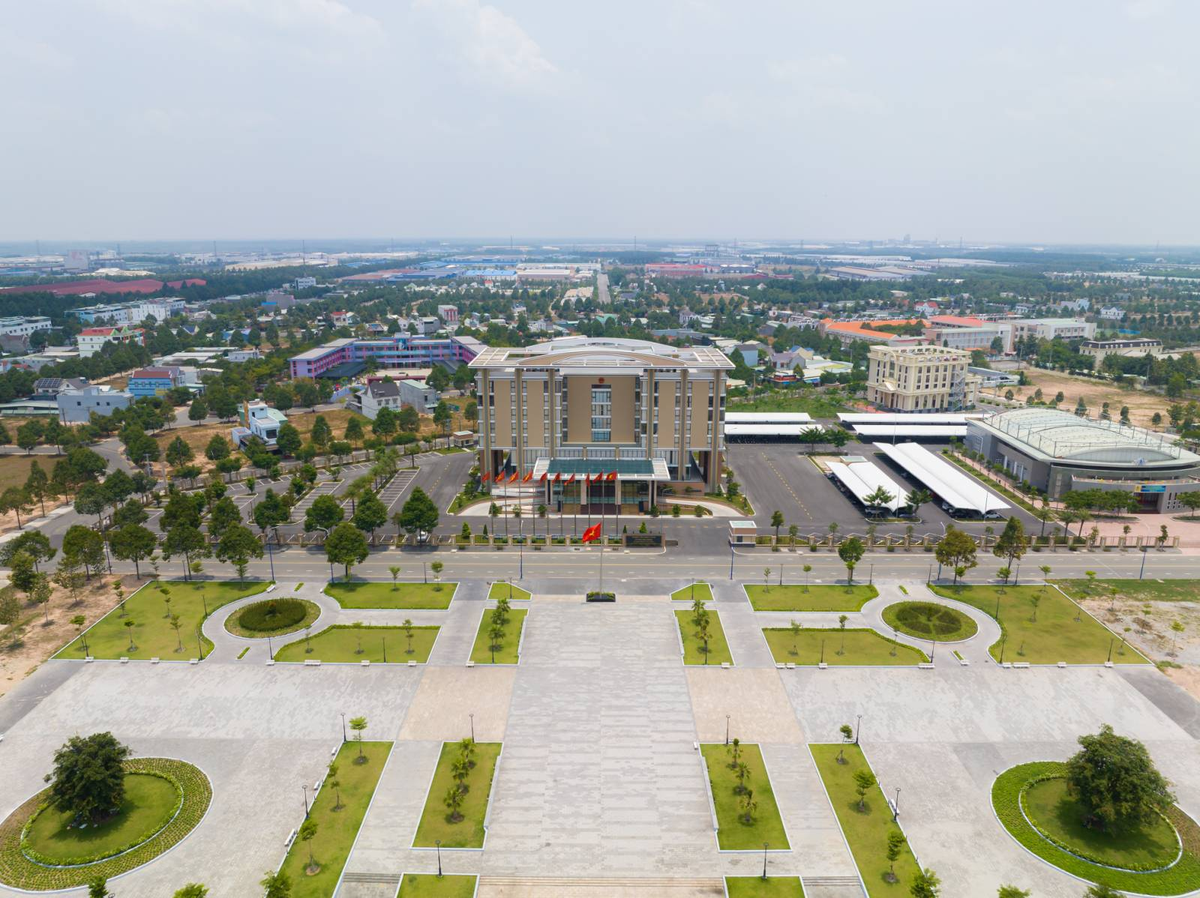 Sự phát triển năng động của Bình Dương, nhất là về công nghiệp và Kl99kl ưu đãi độc quyền, mang đến tiềm năng lớn cho phân khúc đất nền.