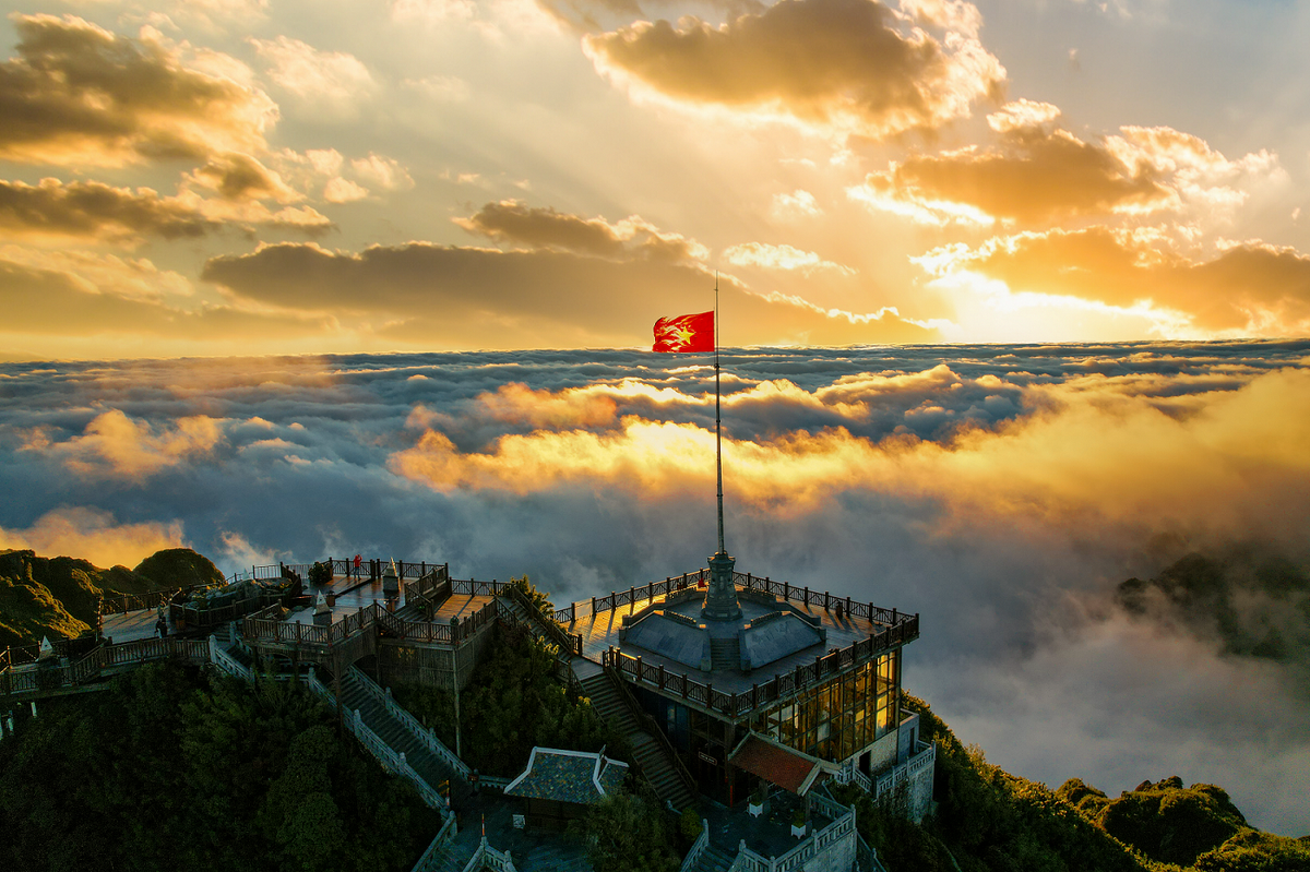 Nhà máy thủy điện Bản Vẽ là công trình thủy điện lớn nhất khu vực Bắc Trung Bộ.