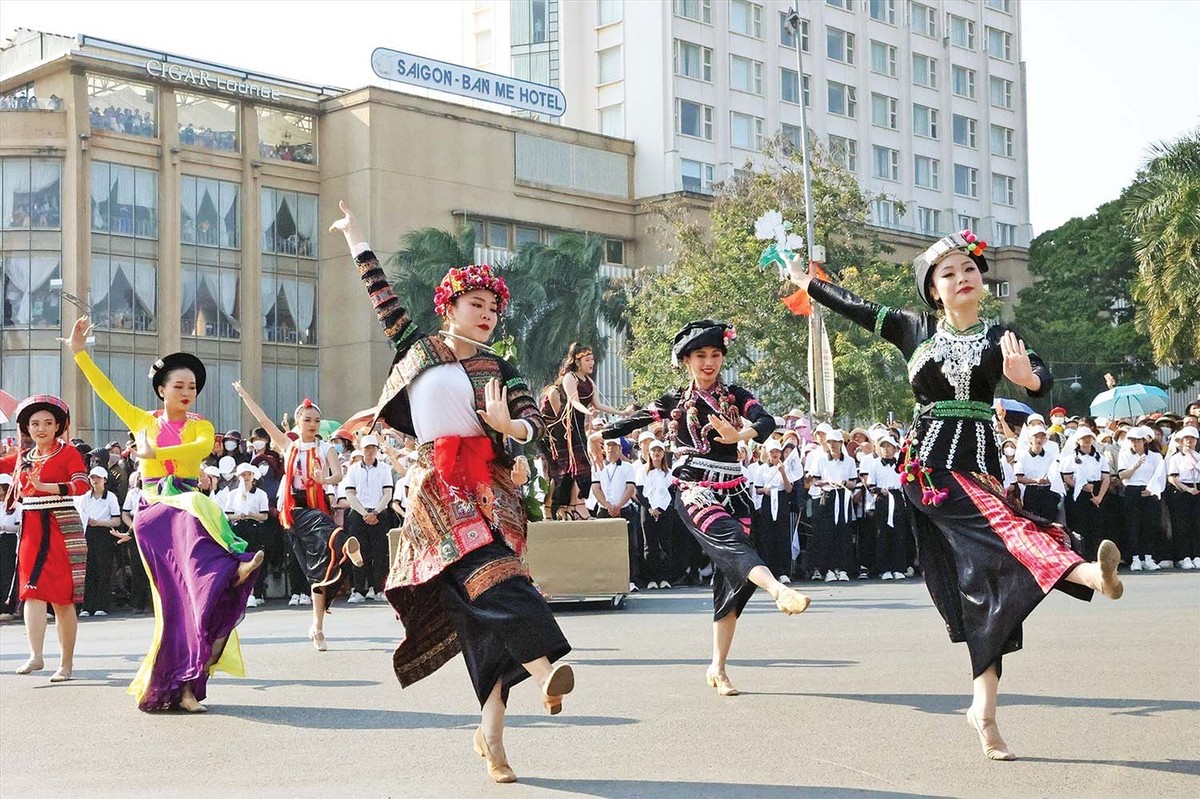 Lễ hội cà phê Buôn Ma Thuột, sự kiện thường niên được tỉnh Đắk Lắk tổ chức để quảng bá hình ảnh, xúc tiến Kl99ok phiên bản mới.