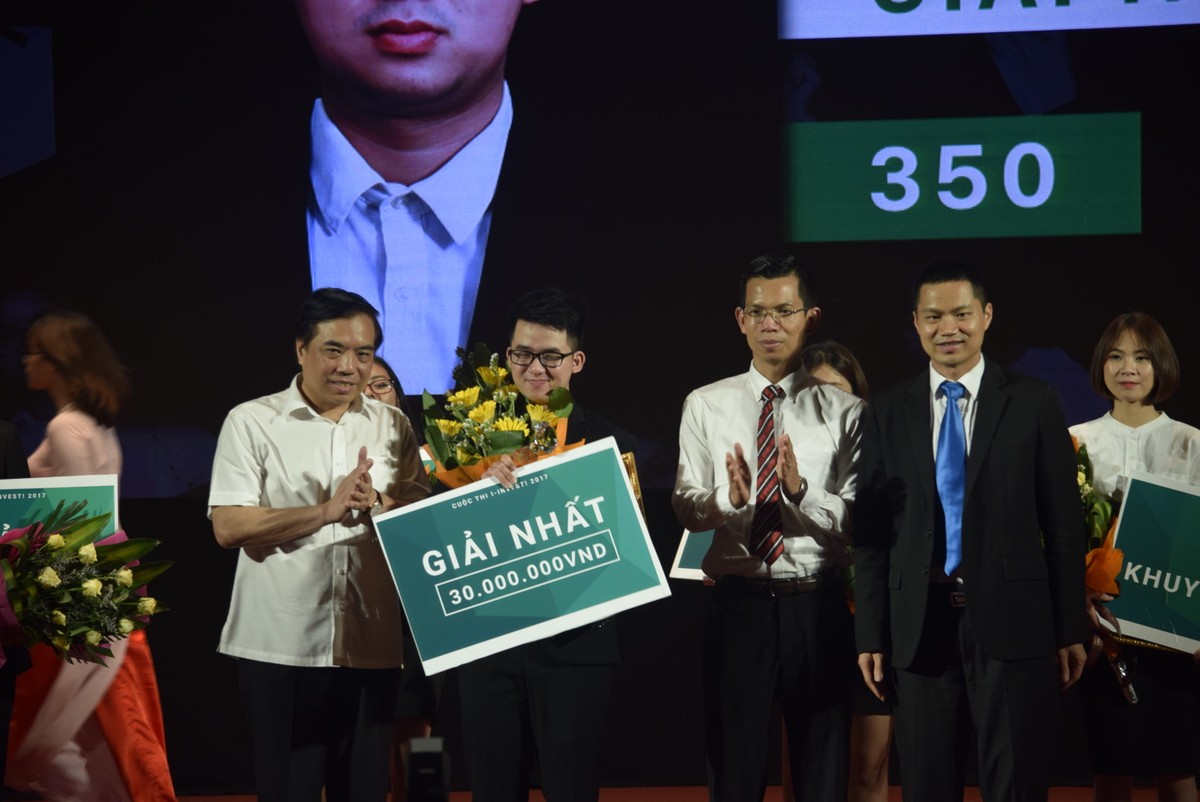 Sinh viên Học viện Kl991.com nạp rút nhanh giành Quán quân I-Invest 2017 ảnh 2