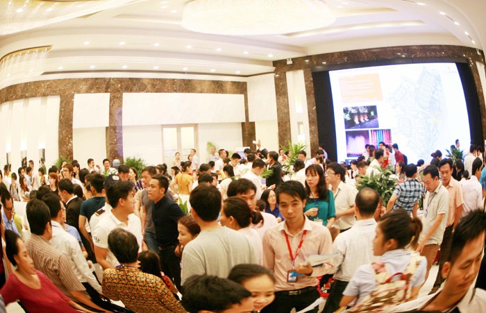 Dân Sài Gòn sốt với căn hộ Vinhomes Central Park ảnh 2 Dân Sài Gòn sốt với căn hộ Vinhomes Central Park ảnh 2