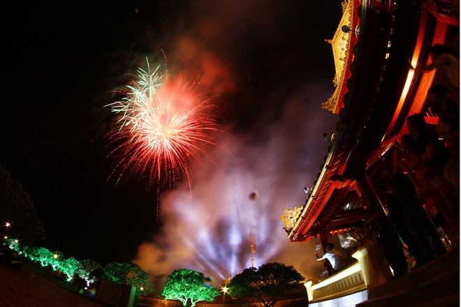  Bầu trời Huế rực sáng pháo hoa đêm khai mạc Festival ảnh 1