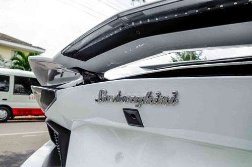 sieu-xe-lamborghini-thu-choi-cua-dai-gia-sai-gon-page-2-9