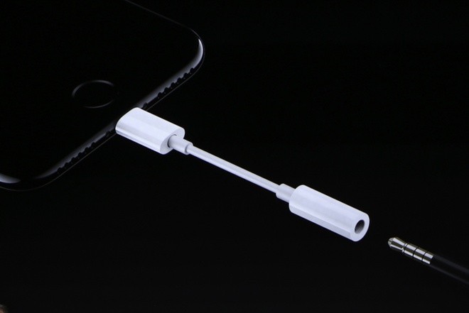 Ảnh bộ đôi iPhone 7, 7 Plus vừa trình làng