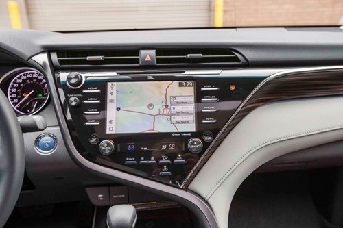 nhung-diem-dac-biet-cua-toyota-camry-2018-4