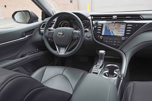 11-diem-dac-biet-cua-toyota-camry-2018-4