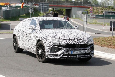 lamborghini-urus-sieu-suv-mang-hon-sieu-xe-page-2
