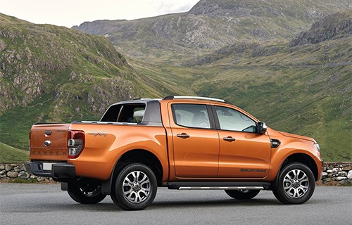 Ranger Wildtrak mới trang bị động cơ dầu 2,2 lít 4 xi-lanh Duratoq TDCi, công suất 160 mã lực, hộp số tự động 6 cấp.