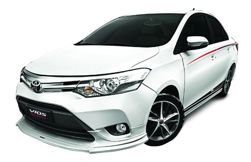 nhung-oto-moi-ra-mat-trong-con-bao-giam-gia-tai-viet-nam-2
