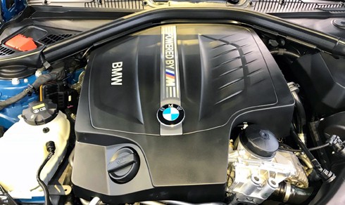 bmw-m2-lot-xac-chi-voi-32-trieu-dong-o-viet-nam-11