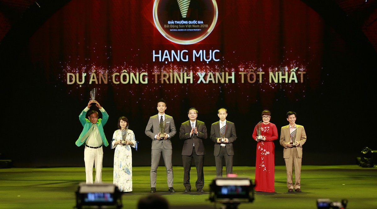FLC đạt 3 giải danh giá của Giải thưởng Quốc gia Web Tổng Nhà Cái 99Kl99 Giải Trí Bậc Nhất Việt Nam 2018 ảnh 2