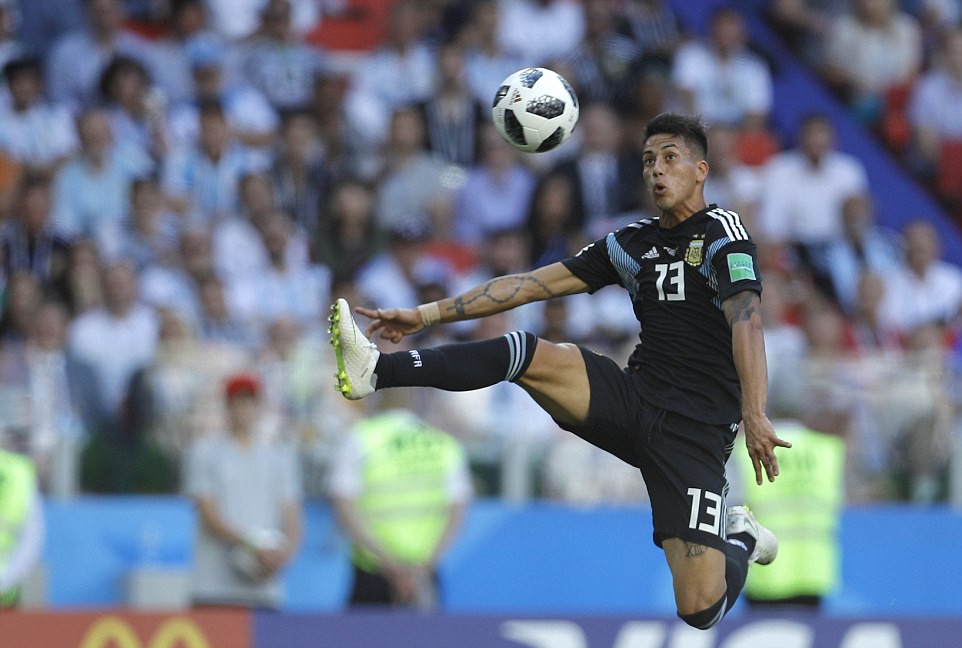 Messi run rẩy, Argentina tấn công quá chậm, bế tắc ảnh 3