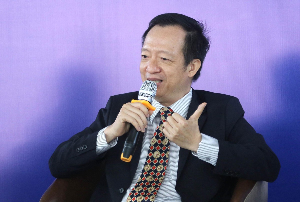 Ông Lê Khánh Lâm, Chủ tịch RSM Việt Nam trả lời trong phiên thảo luận 2 tại đầu cầu TP.HCM. Ảnh: Lê Toàn Ông Lê Khánh Lâm, Chủ tịch RSM Việt Nam trả lời trong phiên thảo luận 2 tại đầu cầu TP.HCM. Ảnh: Lê Toàn