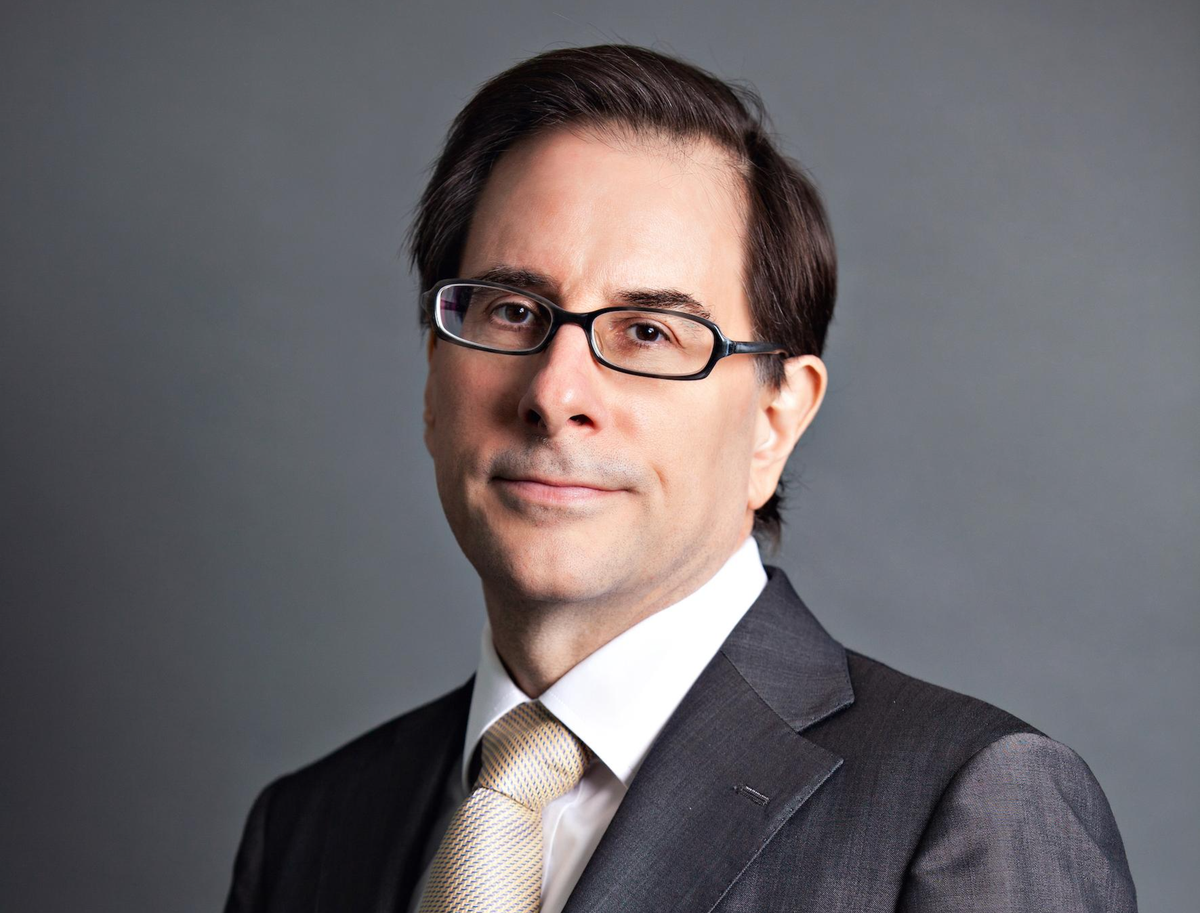 Ông Michael Kokalari, CFA, Chuyên gia Kl992 cổng game cá cược trưởng Vinacapital