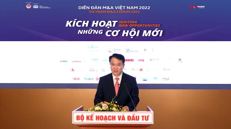 Thứ trưởng Bộ Kế hoạch và Kl99ok phiên bản mới Trần Quốc Phương phát biểu chào mừng Diễn đàn. Ảnh: Lê Toàn