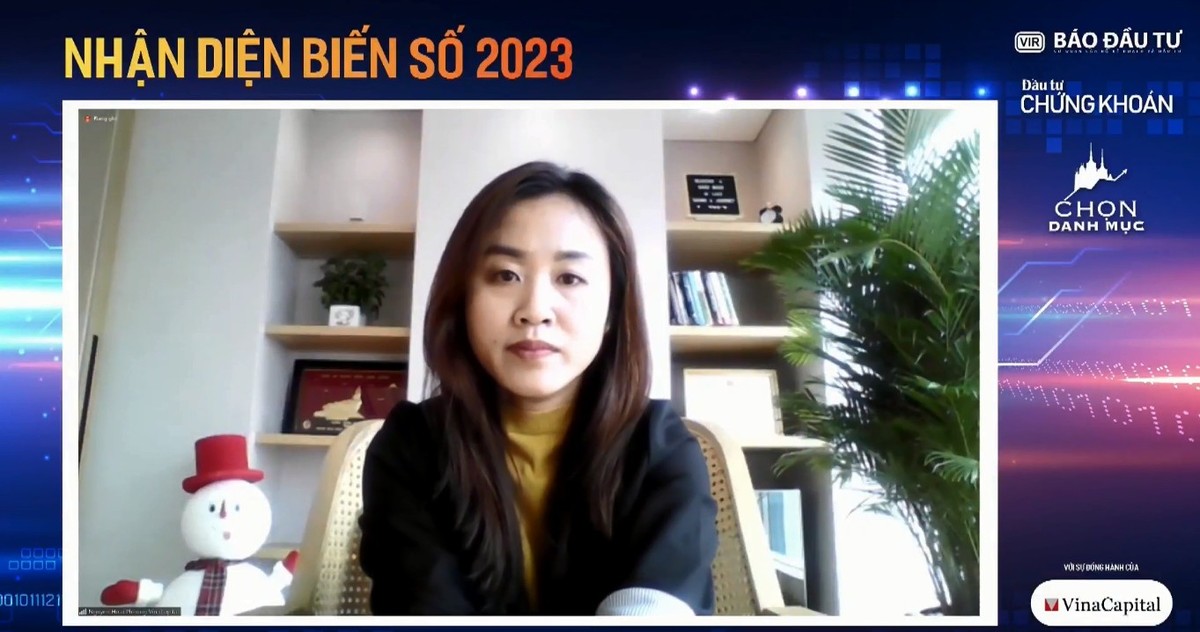 Bà Nguyễn Hoài Phương, Giám đốc Kl99ok phiên bản mới, Người điều hành Quỹ Kl99ok phiên bản mới KL99 là cổng game giải trí trực tuyến hàng đầu hiện nay Tiếp cận Thị trường Việt Nam (VESAF), VinaCapital trao đổi qua zoom.