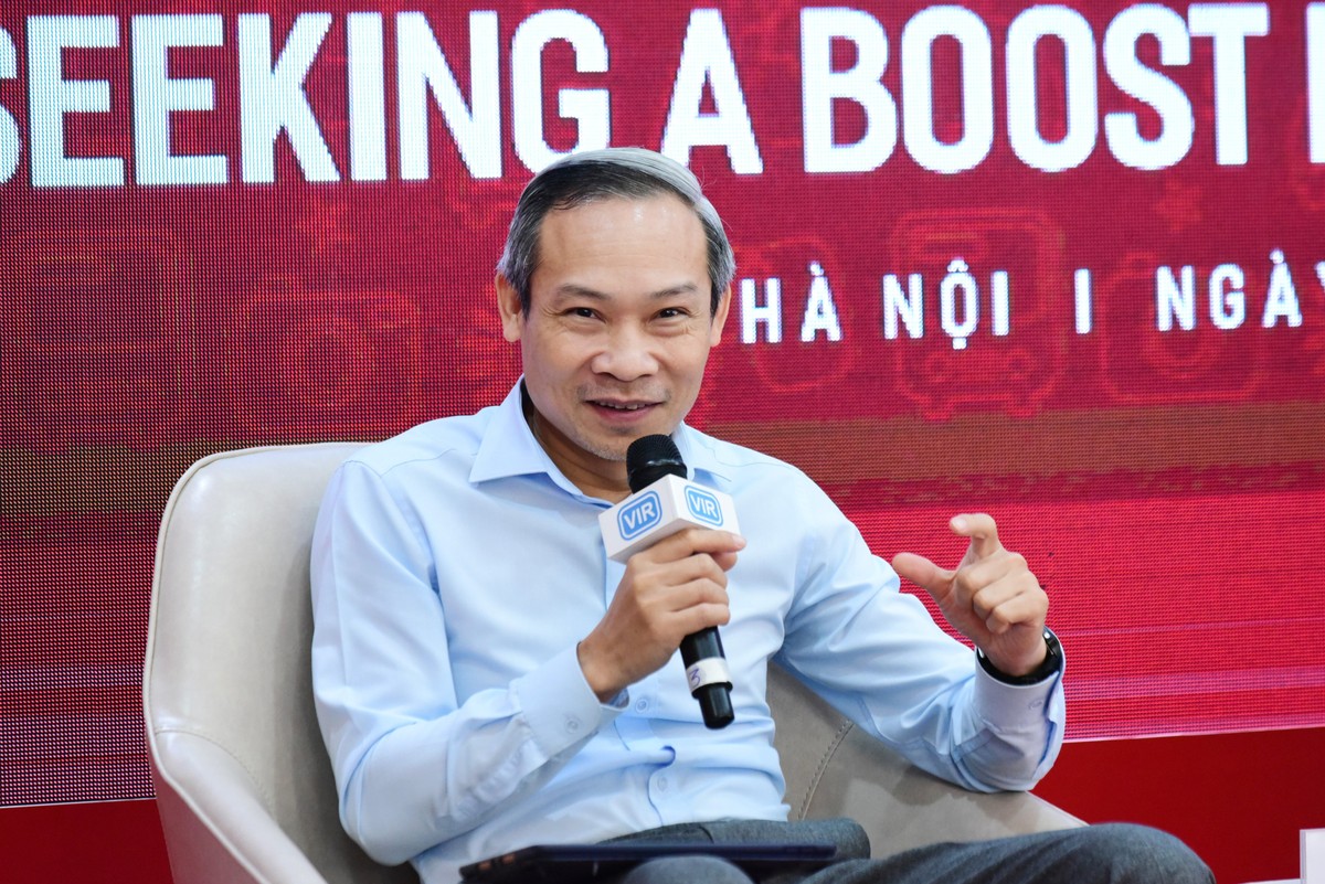 Ông Phan Đức Hiếu, Ủy viên thường trực Ủy ban Kl992 cổng game cá cược Quốc hội trao đổi tại tọa đàm. Ảnh: Dũng Minh