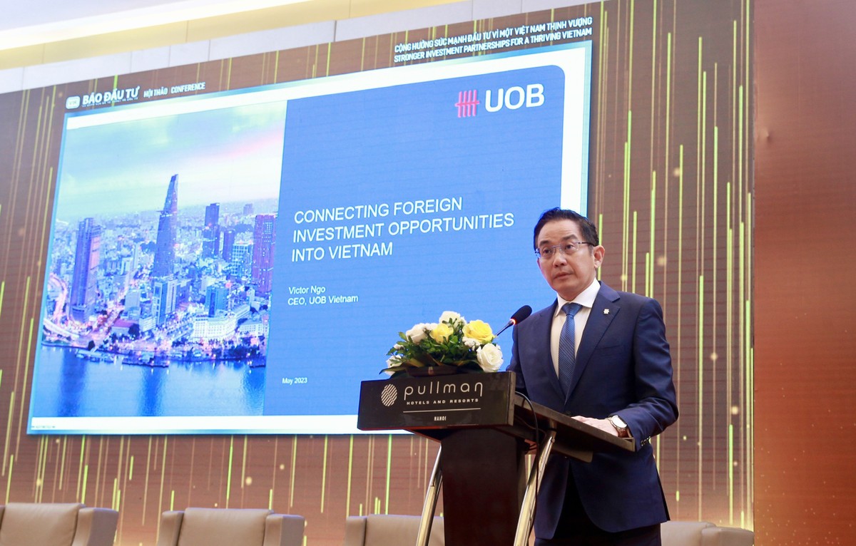 Ông Victor Ngo, Tổng giám đốc UOB Việt Nam trình bày tại Hội thảo. Ảnh: Chí Cường