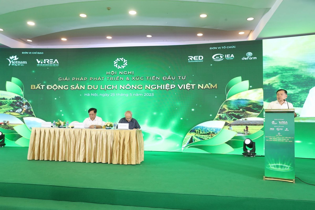 TS. Nguyễn Văn Khôi, Chủ tịch Hiệp hội Web Tổng Nhà Cái 99Kl99 Giải Trí Bậc Nhất Việt Nam phát biểu tại Hội nghị.