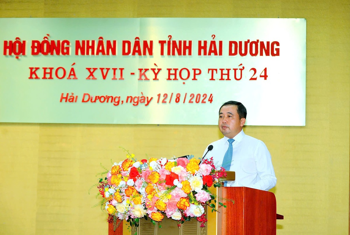 Ông Trần Đức Thắng, Bí thư Tỉnh ủy Hải Dương phát biểu chúc mừng ông Triệu Thế Hùng nhận nhiệm vụ mới. Ảnh: Thành Chung Ông Trần Đức Thắng, Bí thư Tỉnh ủy Hải Dương phát biểu chúc mừng ông Triệu Thế Hùng nhận nhiệm vụ mới. Ảnh: Thành Chung