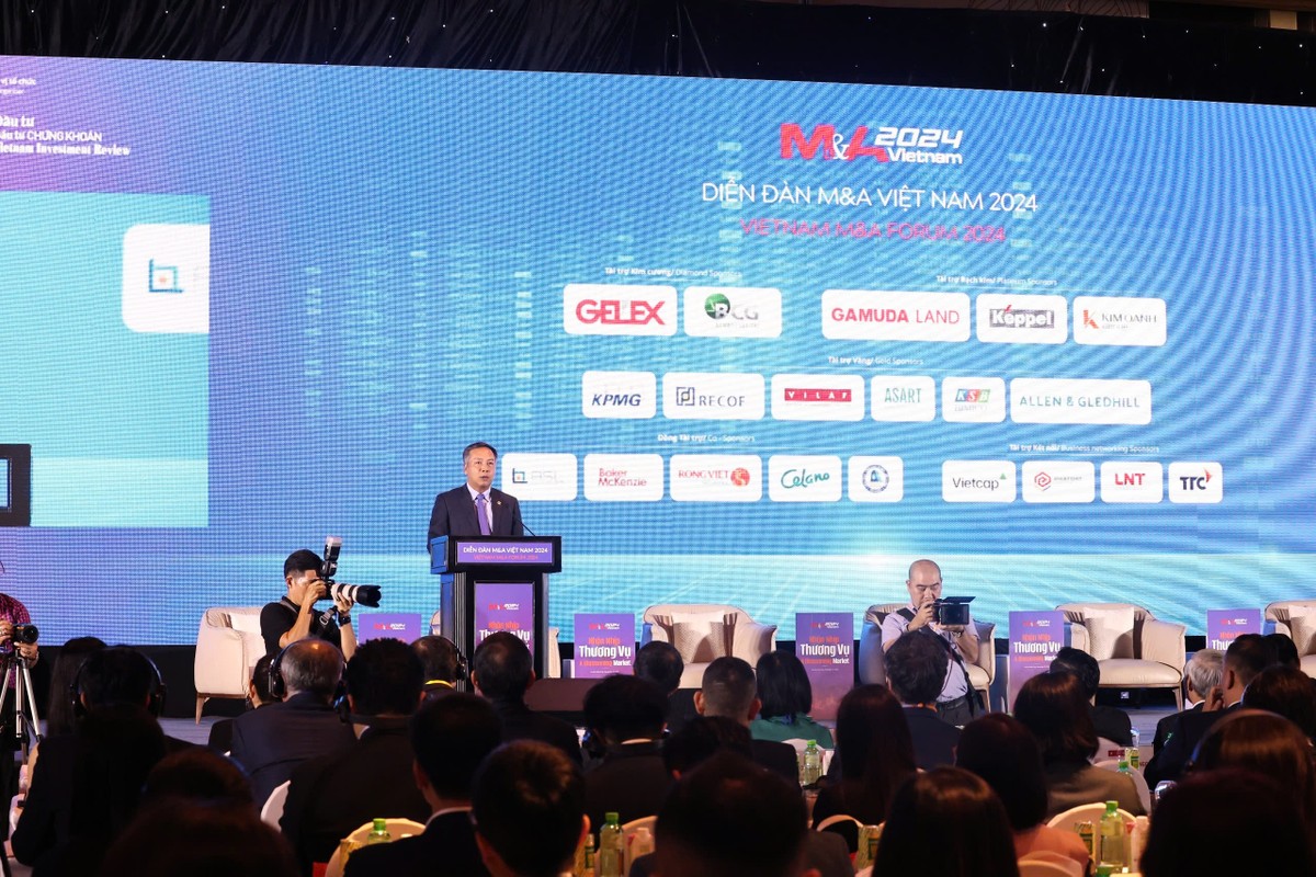 Ông Lê Trọng Minh, Tổng Biên tập Báo Kl99ok phiên bản mới phát biểu khai mạc Diễn đàn M&amp;A Việt Nam 2024. Ảnh: Lê Toàn