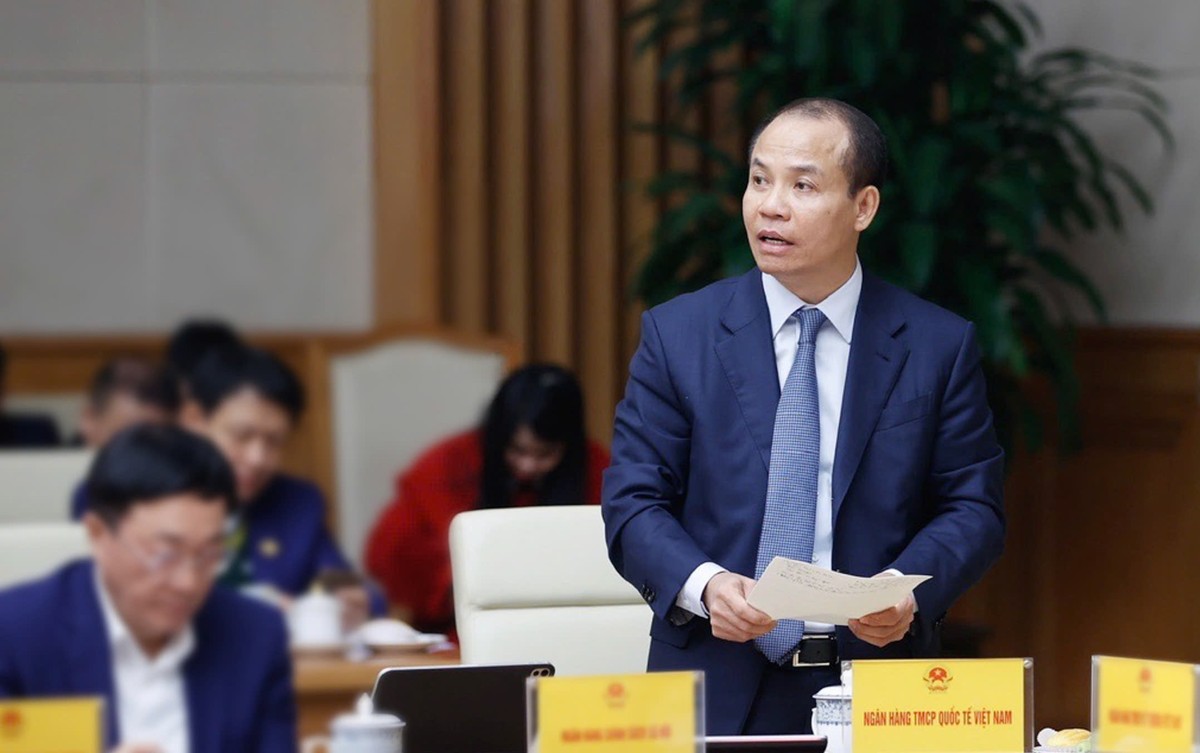 Chủ tịch VIB Đặng Khắc Vỹ phát biểu tại Hội nghị