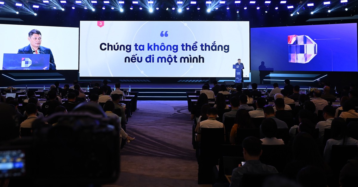 Ông Nguyễn Mạnh Tường, đồng sáng lập, đồng Chủ tịch HĐQT kiêm Tổng giám đốc Kl994 game bài casino hấp dẫn Công nghệ Kl991.com nạp rút nhanh MoMo chia sẻ tại Diễn đàn.