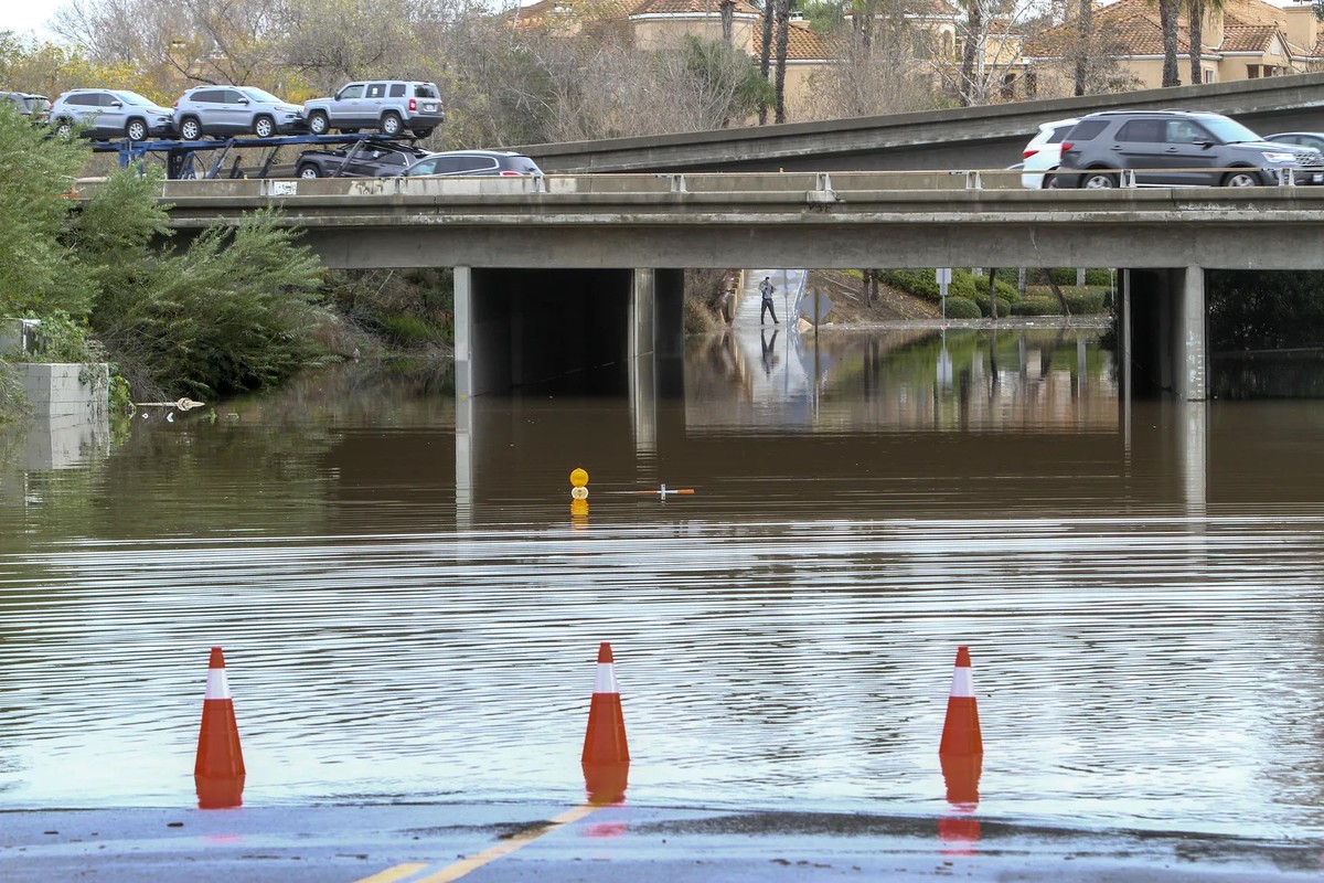 El Nino có xu hướng mang mưa lớn hơn đến các vùng như Nam California như đã xảy ra vào năm 2016, thường dẫn đến lũ lụt.