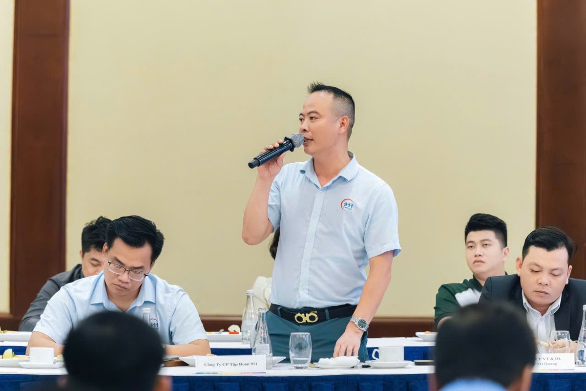 Ông Lưu Đình Tuấn, Chủ tịch HĐQT Kl994 game bài casino hấp dẫn 911 phát biểu tại gặp gỡ 70 doanh nhân đại diện cho 50 hãng xe trong lĩnh vực vận tải tại Hà Nội trong tháng 9/2024 của tỷ phú Phạm Nhật Vượng