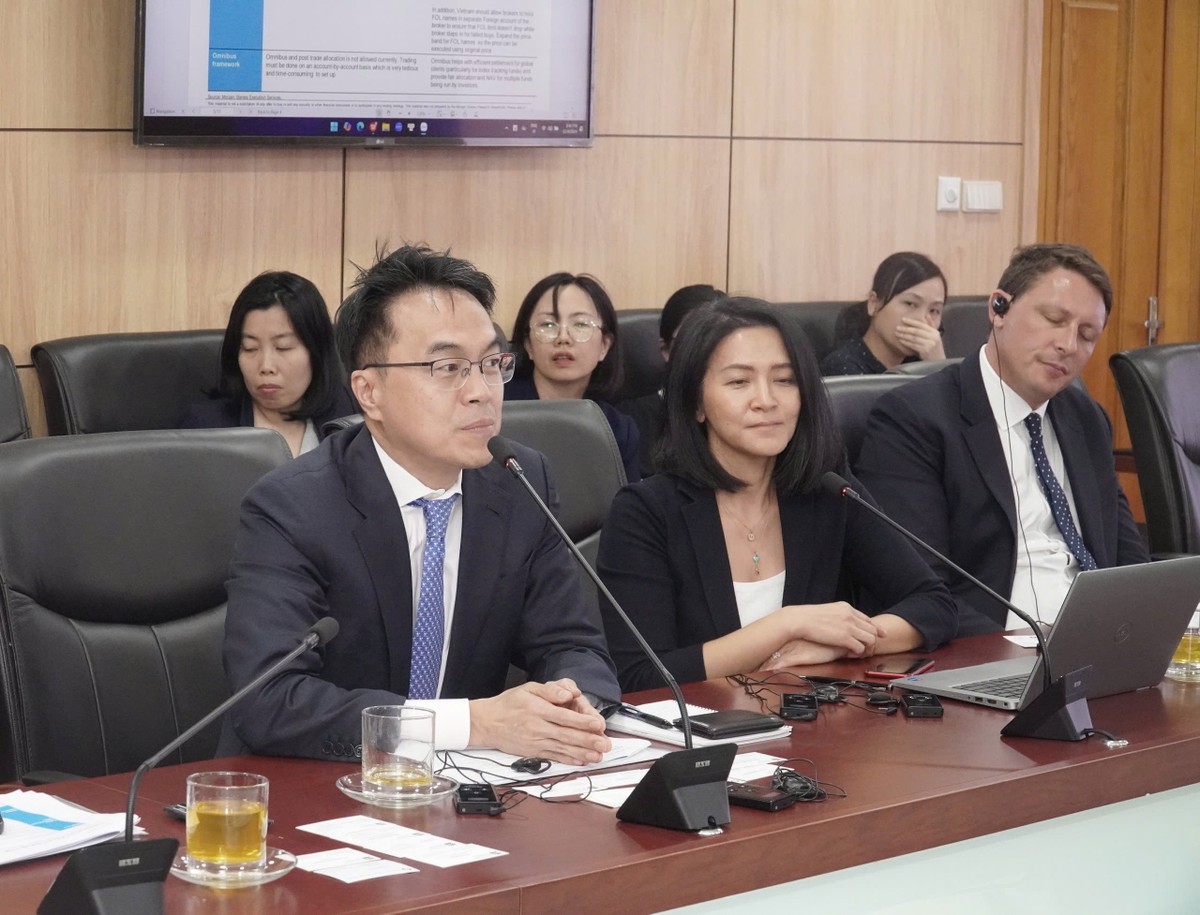Ông Young Lee, Giám đốc Điều hành hoạt động Kl992 VIP Trang Chủ 2026 KL99 là cổng game giải trí trực tuyến hàng đầu hiện nay khu vực châu Á, Morgan Stanley trao đổi tại buổi làm việc Ông Young Lee, Giám đốc Điều hành hoạt động Kl992 VIP Trang Chủ 2026 KL99 là cổng game giải trí trực tuyến hàng đầu hiện nay khu vực châu Á, Morgan Stanley trao đổi tại buổi làm việc