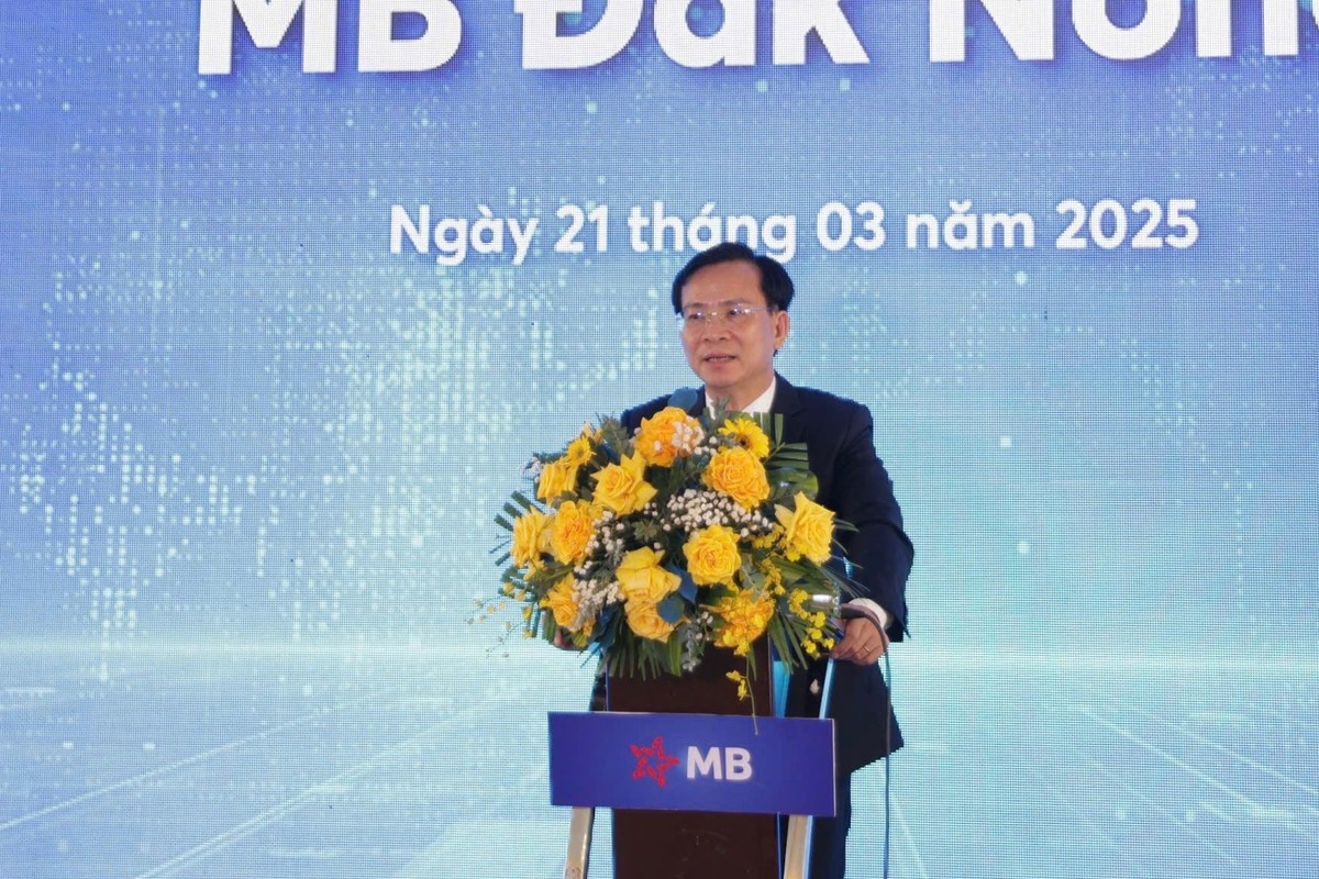 Ông Hồ Văn Mười – Chủ tịch UBND tỉnh Đắk phát biểu tại buổi lễ khai trương