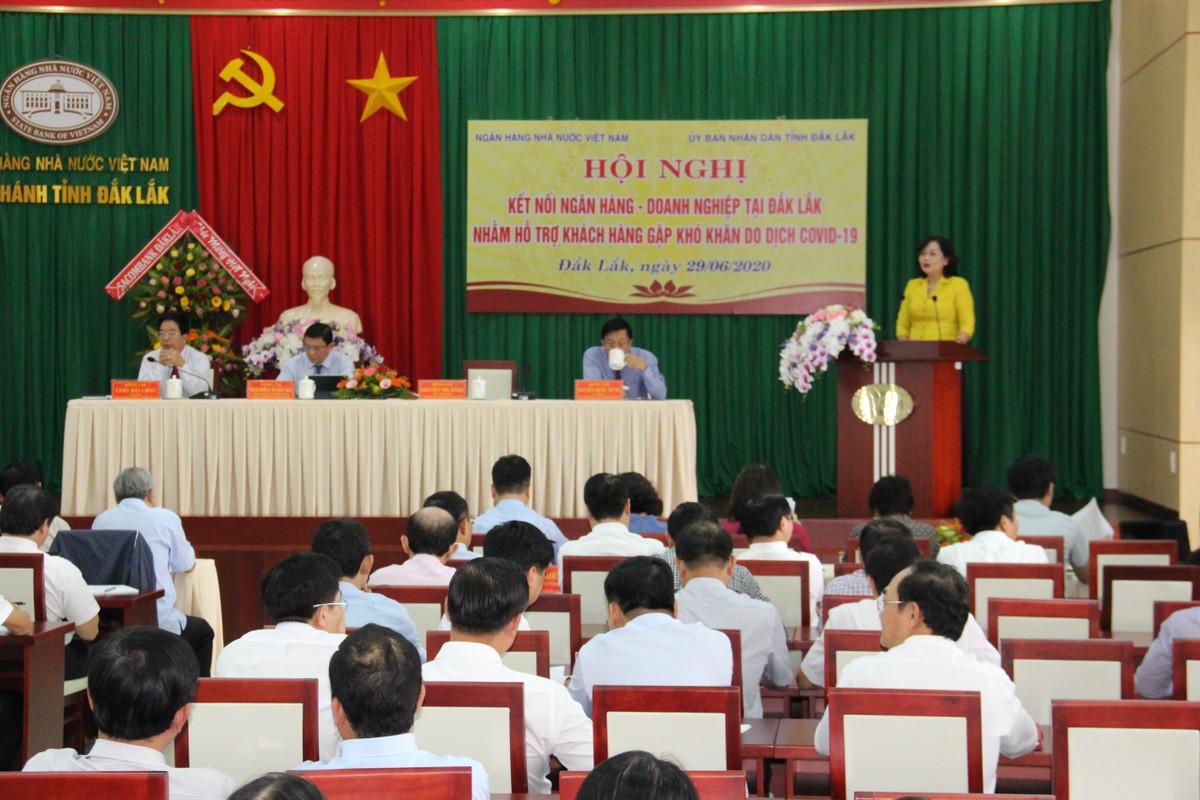 Đã có gần 177 nghìn tỷ đồng dư nợ được cơ cấu lại thời hạn trả nợ tính đến 22/6 ảnh 1