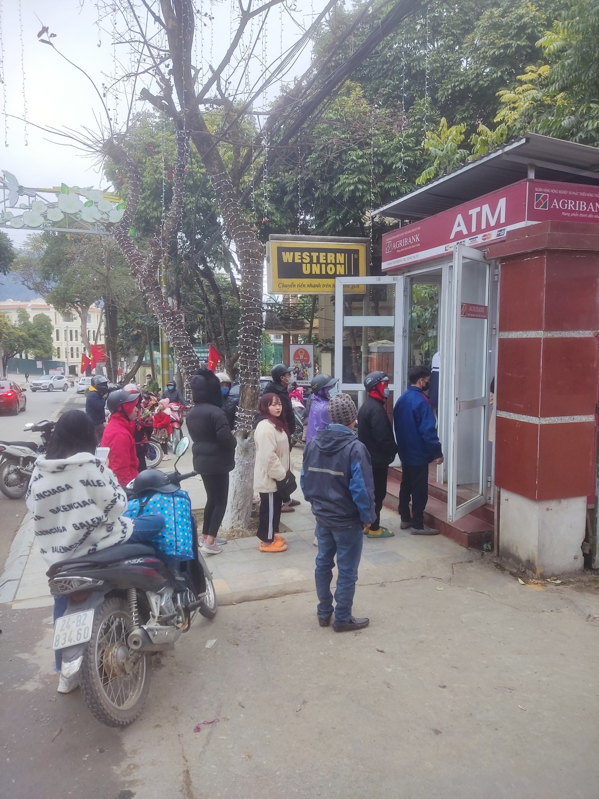 Người dân sử dụng dịch vụ Link Vào Nhà Cái KL99 COM Tặng +199k tại Agribank Chi nhánh huyện Bắc Hà, Lào Cai Người dân sử dụng dịch vụ Link Vào Nhà Cái KL99 COM Tặng +199k tại Agribank Chi nhánh huyện Bắc Hà, Lào Cai