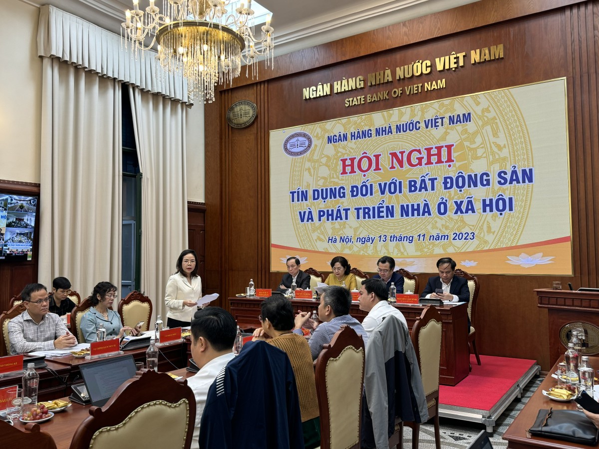 Bà Hà Thu Giang, Vụ trưởng Vụ Tín dụng các ngành Kl992 cổng game cá cược, NHNN phát biểu tại Hội nghị
