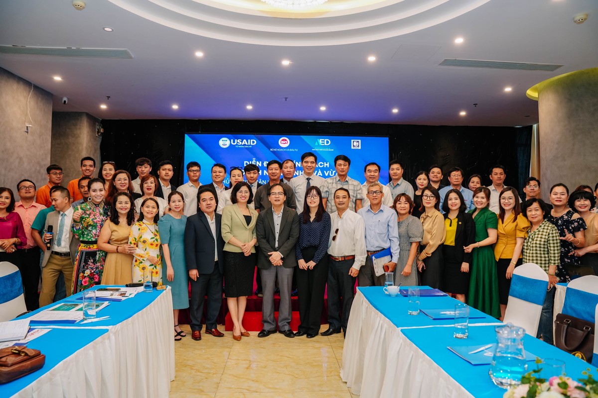 Các đại biểu tham dự Diễn đàn chính sách Kl991.com World Cup 2026 Chính Thức nhỏ và vừa