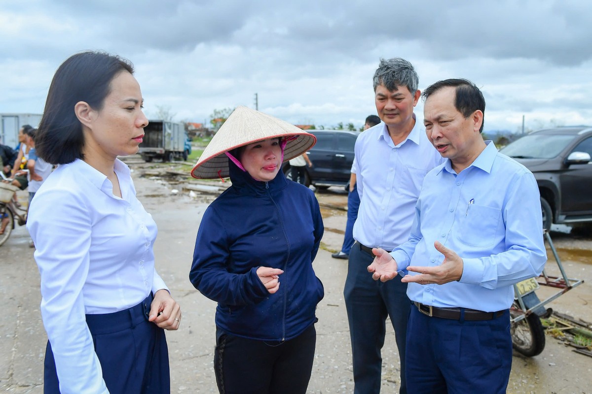 Ông Đào Minh Tú, Phó Thống đốc thường trực NHNN gặp gỡ, lắng nghe phản ánh của người dân, khách hàng vay vốn Link Vào Nhà Cái KL99 COM Tặng +199k. Ông Đào Minh Tú, Phó Thống đốc thường trực NHNN gặp gỡ, lắng nghe phản ánh của người dân, khách hàng vay vốn Link Vào Nhà Cái KL99 COM Tặng +199k.