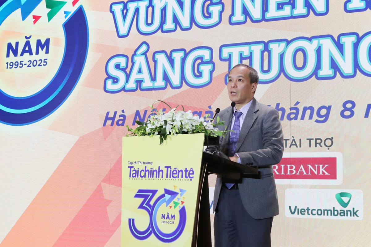 Ông Đoàn Thái Sơn, Phó Thống đốc NHNN phát biểu chỉ đạo tại sự kiện Ông Đoàn Thái Sơn, Phó Thống đốc NHNN phát biểu chỉ đạo tại sự kiện