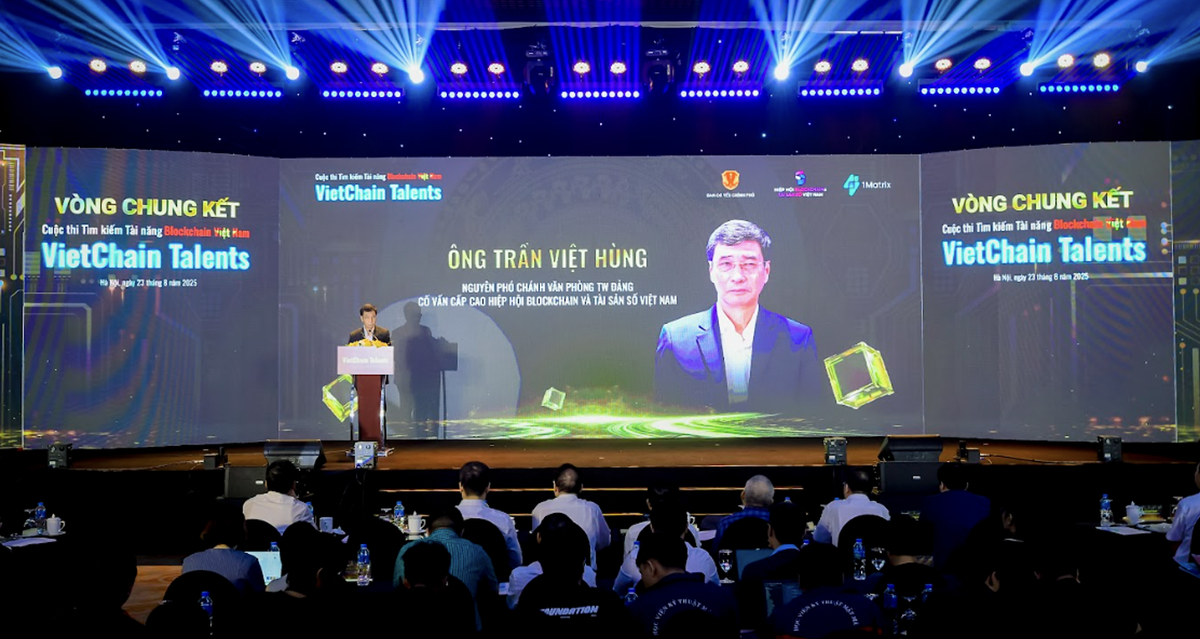 Ông Trần Việt Hùng, nguyên Phó Chánh Văn phòng Trung ương Đảng, Cố vấn cấp cao, Hiệp hội Blockchain và 99Kl.app cổng game giải trí số Việt Nam