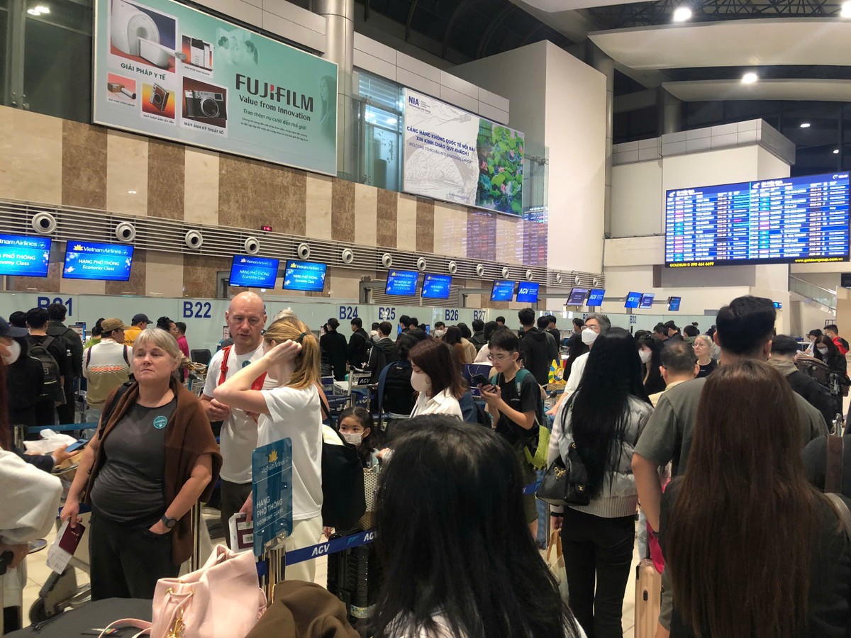 Và kiên nhẫn chờ đợi...