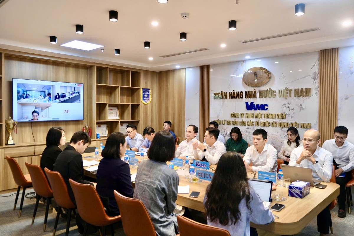 Đối tác KAMCO tham gia Toạ đàm thông qua hình thức trực tuyến
