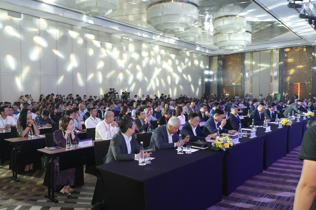 Toàn cảnh sự kiện