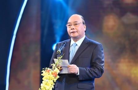 Thủ tướng yêu cầu tạo điều kiện cho bệnh viện tư nhân tham gia khám chữa bệnh bằng Kl99kl phiên bản hoạt động y tế ảnh 1