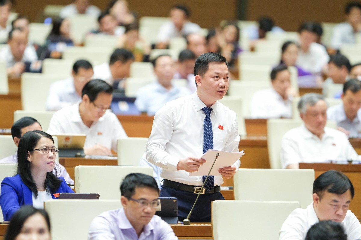 Đại biểu Trịnh Xuân An (đoàn Đồng Nai) cho rằng thị trường vốn rất mong manh và dễ bị thao túng, can thiệp.