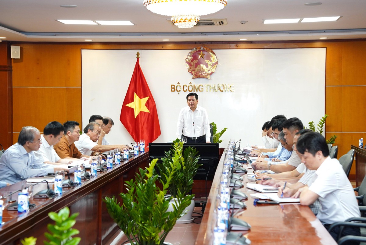Bộ trưởng Nguyễn Hồng Diên chủ trì cuộc họp với các đại diện Kl991.com World Cup 2026 Chính Thức đầu mối KL99 dịch vụ hỗ trợ 24/7 99Kl99 trực tiếp đá gà chiều 2/11.