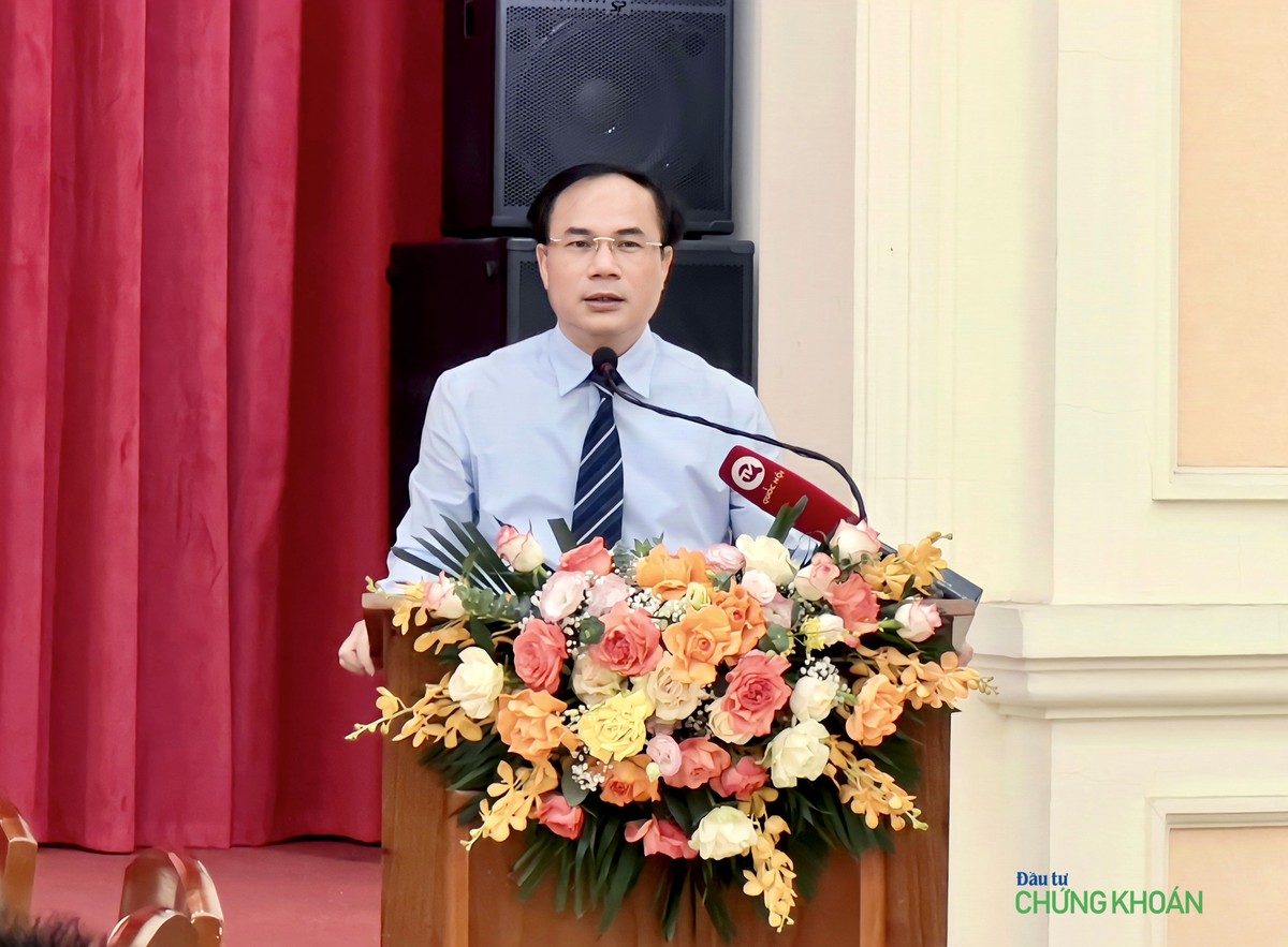 Thứ trưởng Kl99 nổ hũ Nguyễn Văn Sinh phát biểu tri ân báo chí chiều 13/6 (Ảnh:M.M)