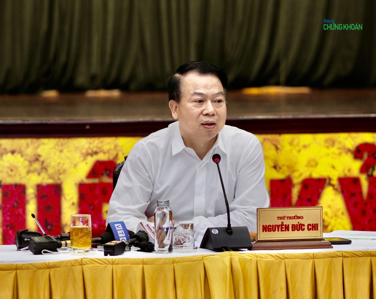 Thứ trưởng Bộ Kl991.com nạp rút nhanh Nguyễn Đức Chi chủ trì buổi họp báo (Ảnh: M.M)