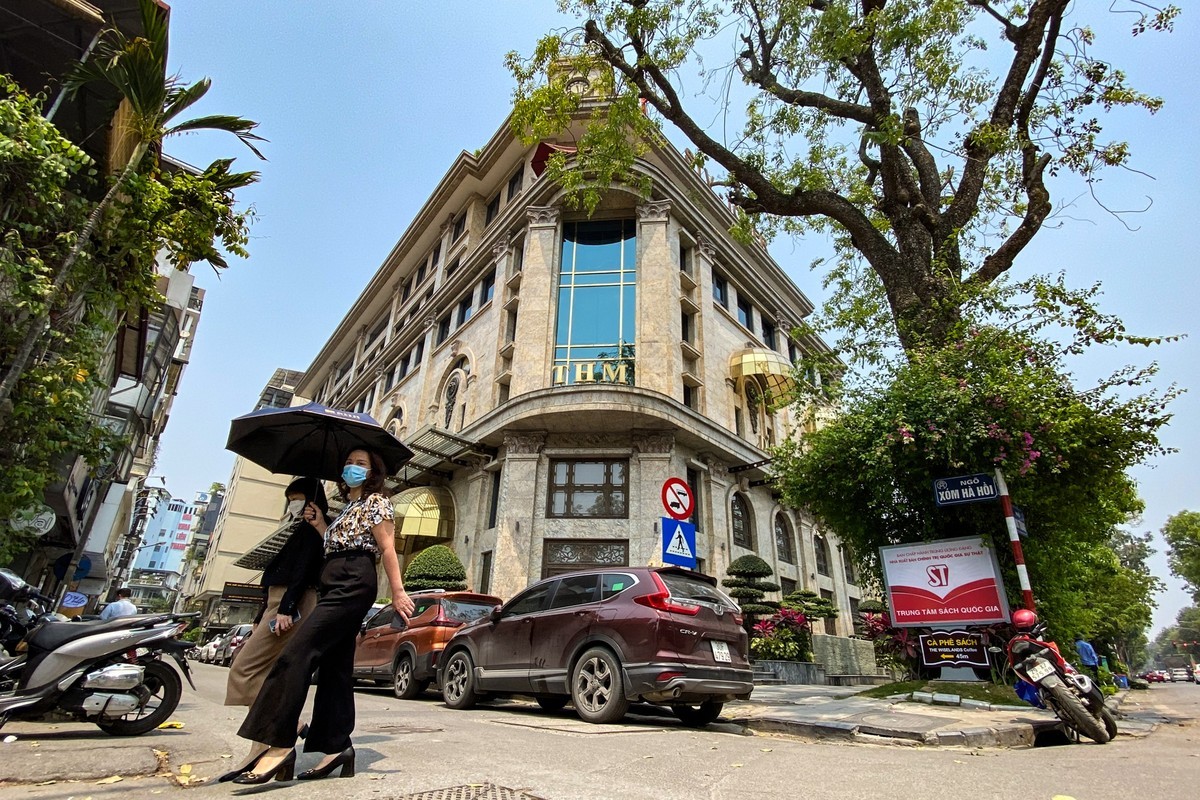 Trụ sở Kl994 game bài casino hấp dẫn Tân Hoàng Minh tại địa chỉ 24 Quang Trung, Hoàn Kiếm, Hà Nội.