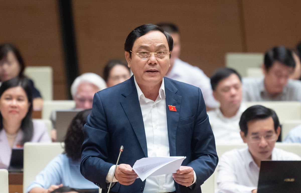 Đại biểu Hoàng Đức Thắng (đoàn Quảng Trị) - Ảnh: Quochoi.vn