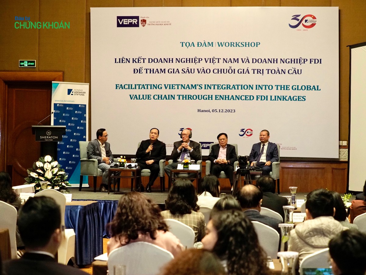 Các chuyên gia thảo luận tại Toạ đàm "Liên kết Kl991.com World Cup 2026 Chính Thức Việt Nam và Kl991.com World Cup 2026 Chính Thức FDI để tham gia sâu vào chuỗi giá trị toàn cầu" sáng 5/12 - Ảnh: M.M
